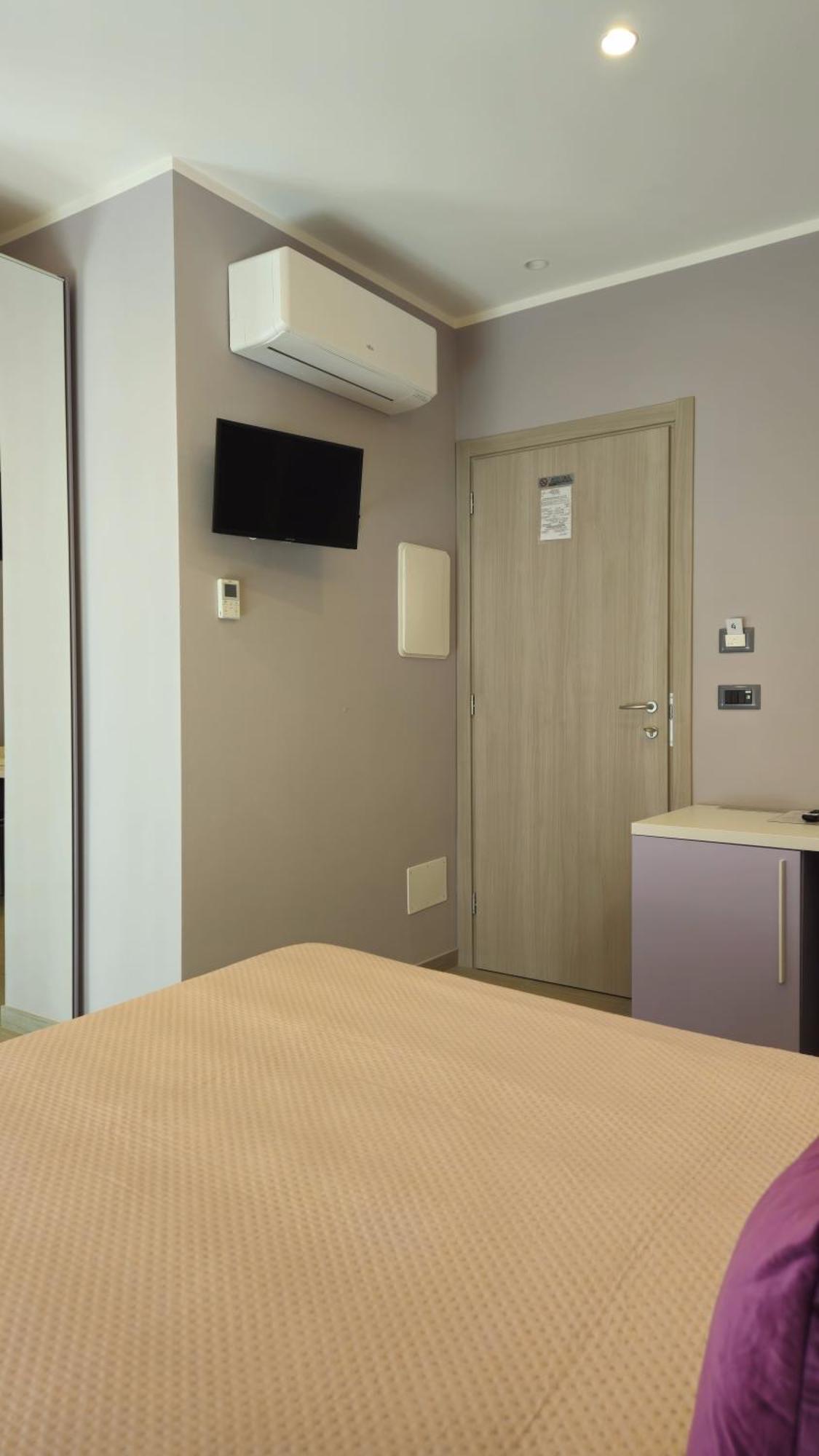 Real Rooms Dalia La Spezia Exterior foto
